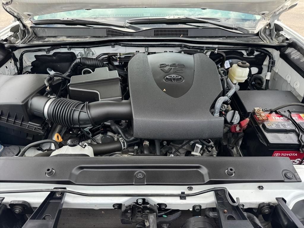 2022 Toyota Tacoma SR5 V6