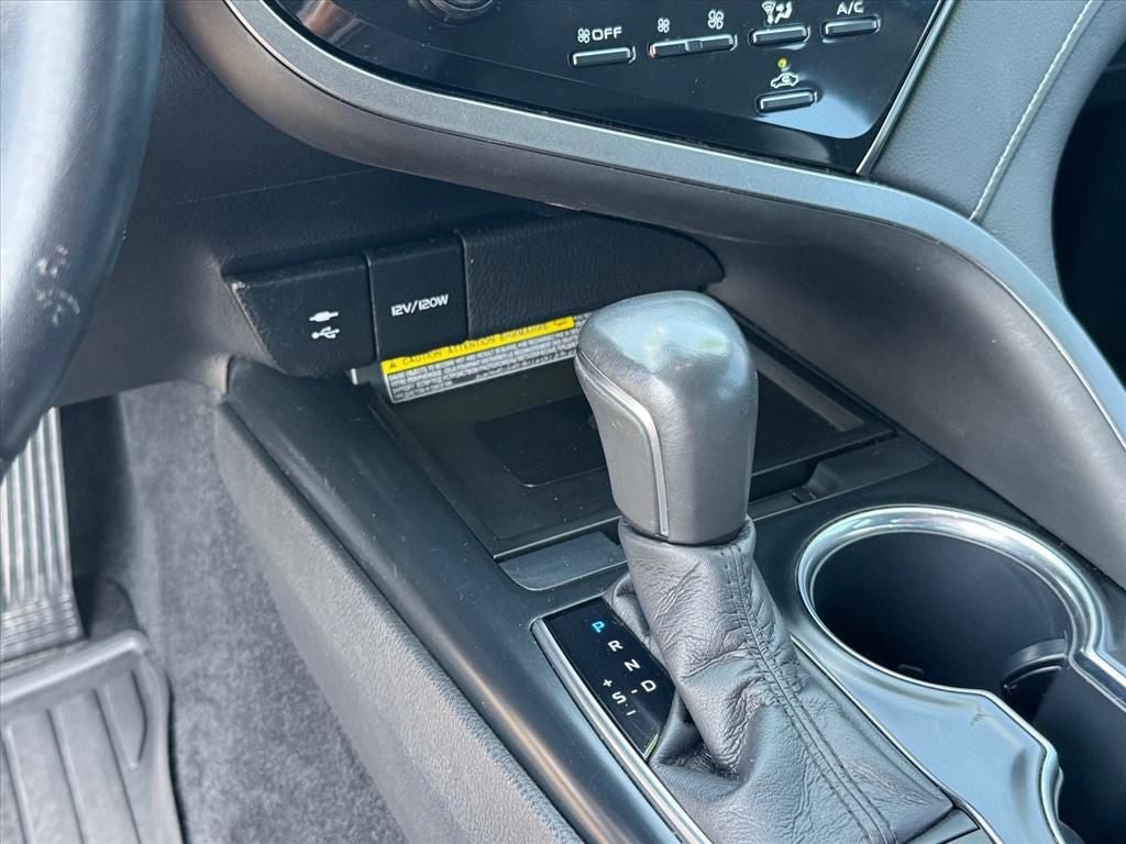 2019 Toyota Camry XSE