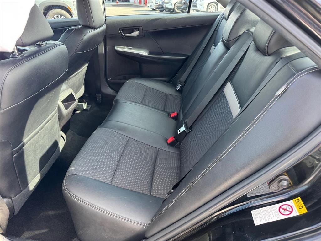 2014 Toyota Camry SE