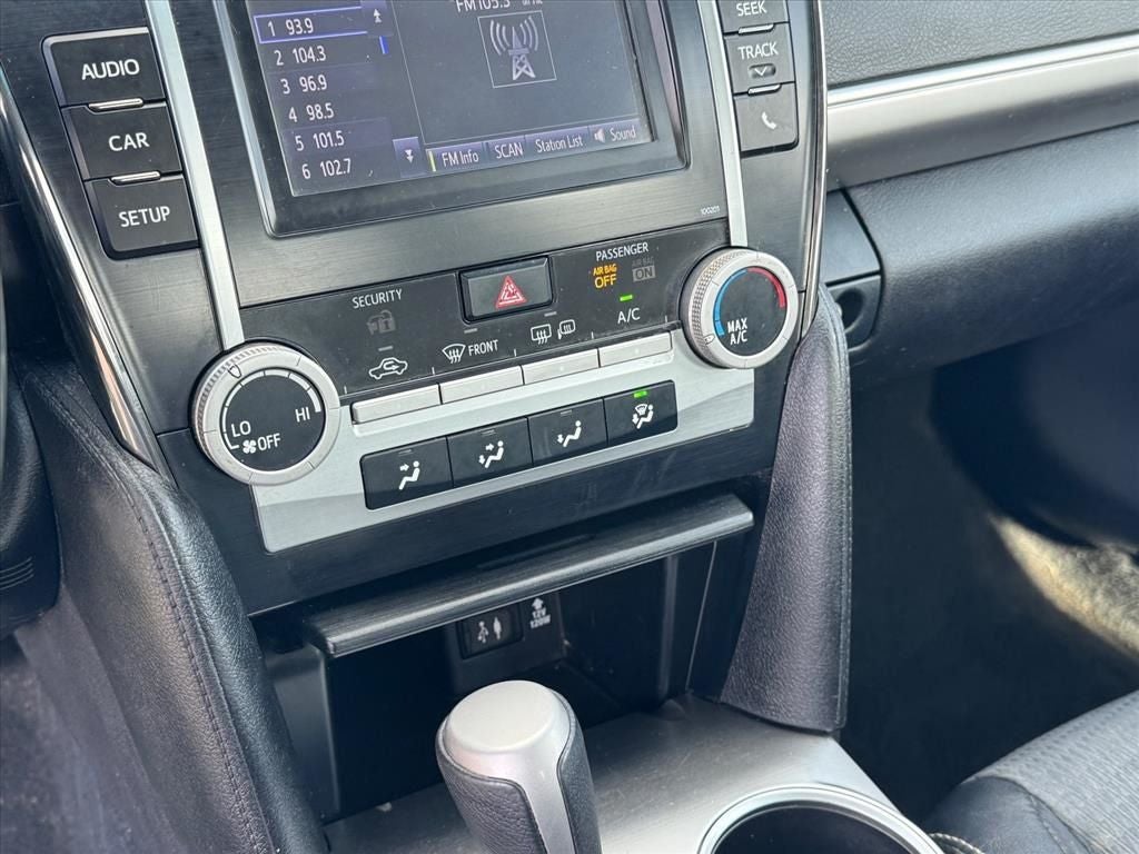 2014 Toyota Camry SE