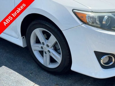 2014 Toyota Camry SE