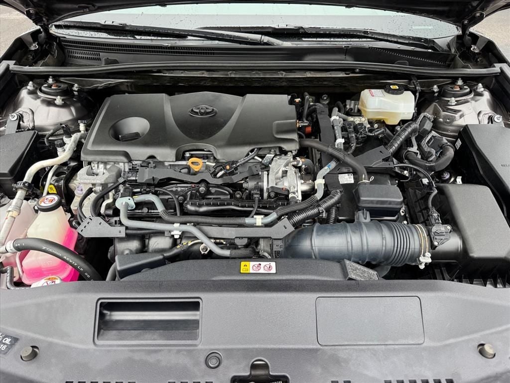 2020 Toyota Camry Hybrid XLE