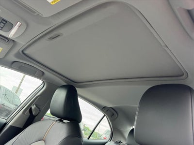 2020 Toyota Camry Hybrid XLE