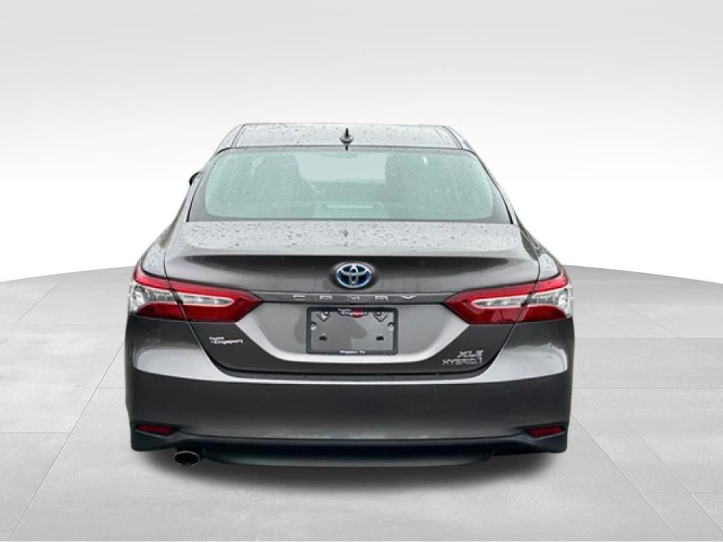 2020 Toyota Camry Hybrid XLE