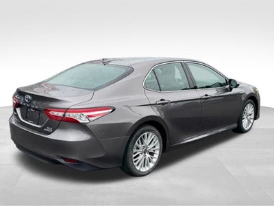 2020 Toyota Camry Hybrid XLE