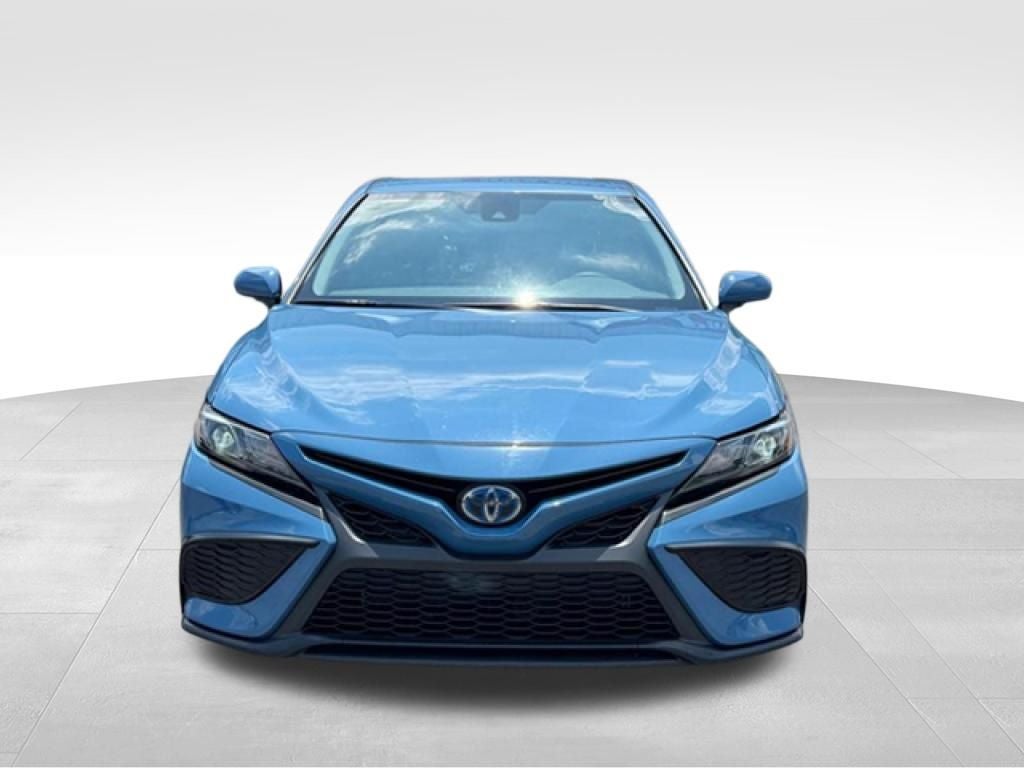 2024 Toyota Camry Hybrid SE
