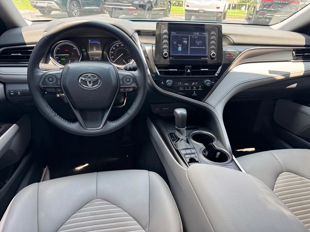 2024 Toyota Camry Hybrid SE