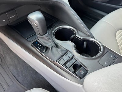 2024 Toyota Camry Hybrid SE
