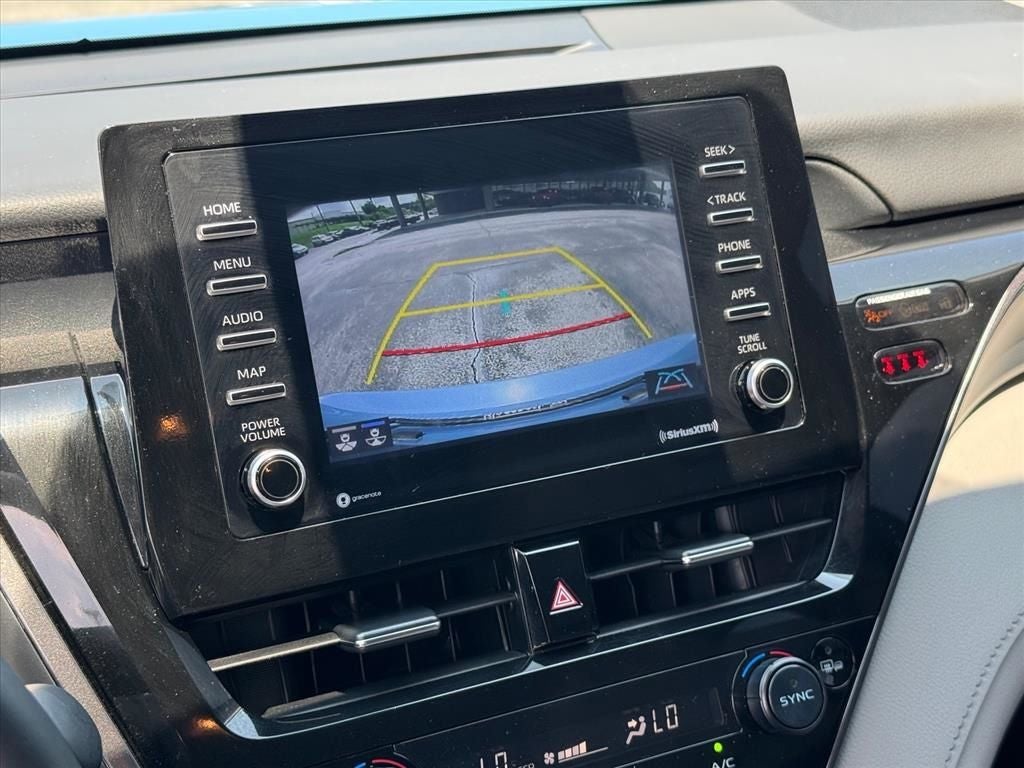 2024 Toyota Camry Hybrid SE