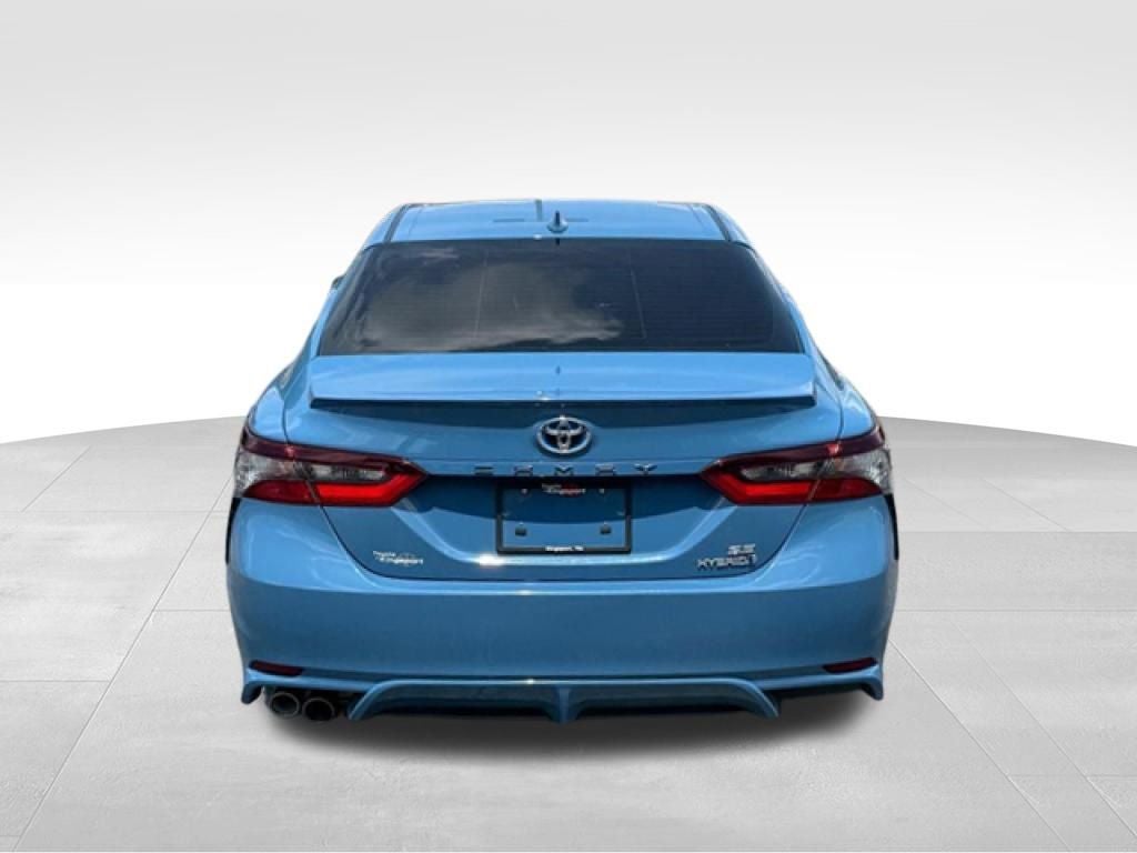 2024 Toyota Camry Hybrid SE