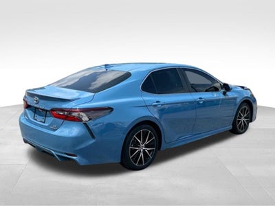2024 Toyota Camry Hybrid SE