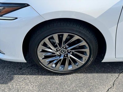 2024 Lexus ES 350 Ultra Luxury