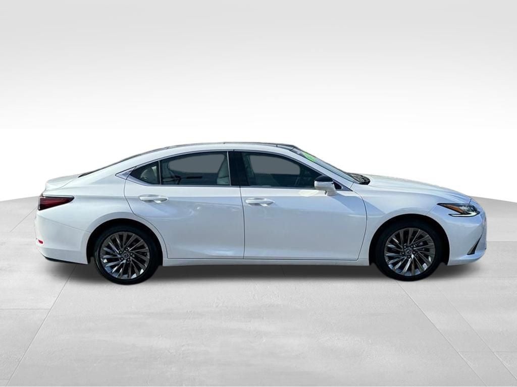 2024 Lexus ES 350 Ultra Luxury