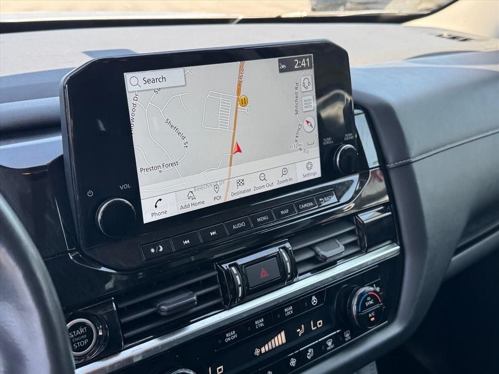 2023 Nissan Pathfinder SL