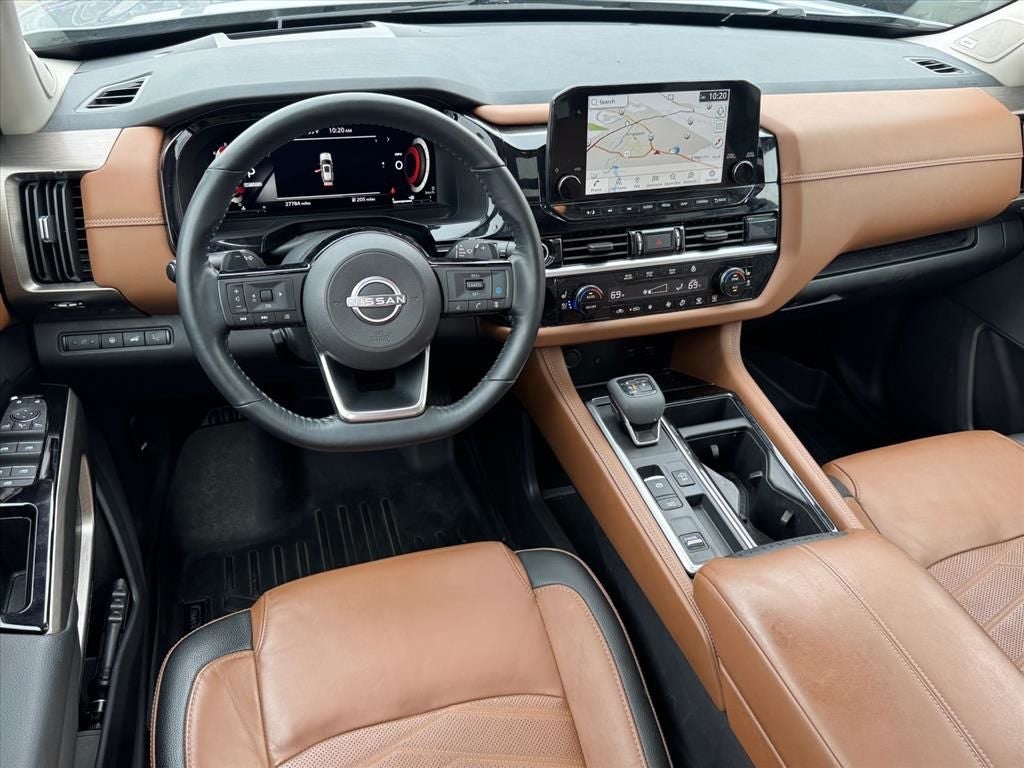 2023 Nissan Pathfinder Platinum