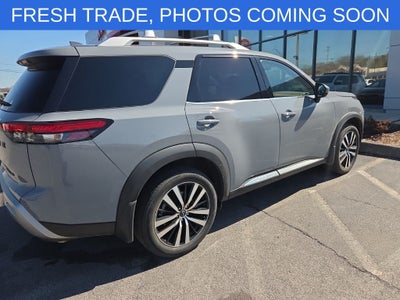 2023 Nissan Pathfinder Platinum