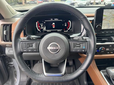 2023 Nissan Pathfinder Platinum