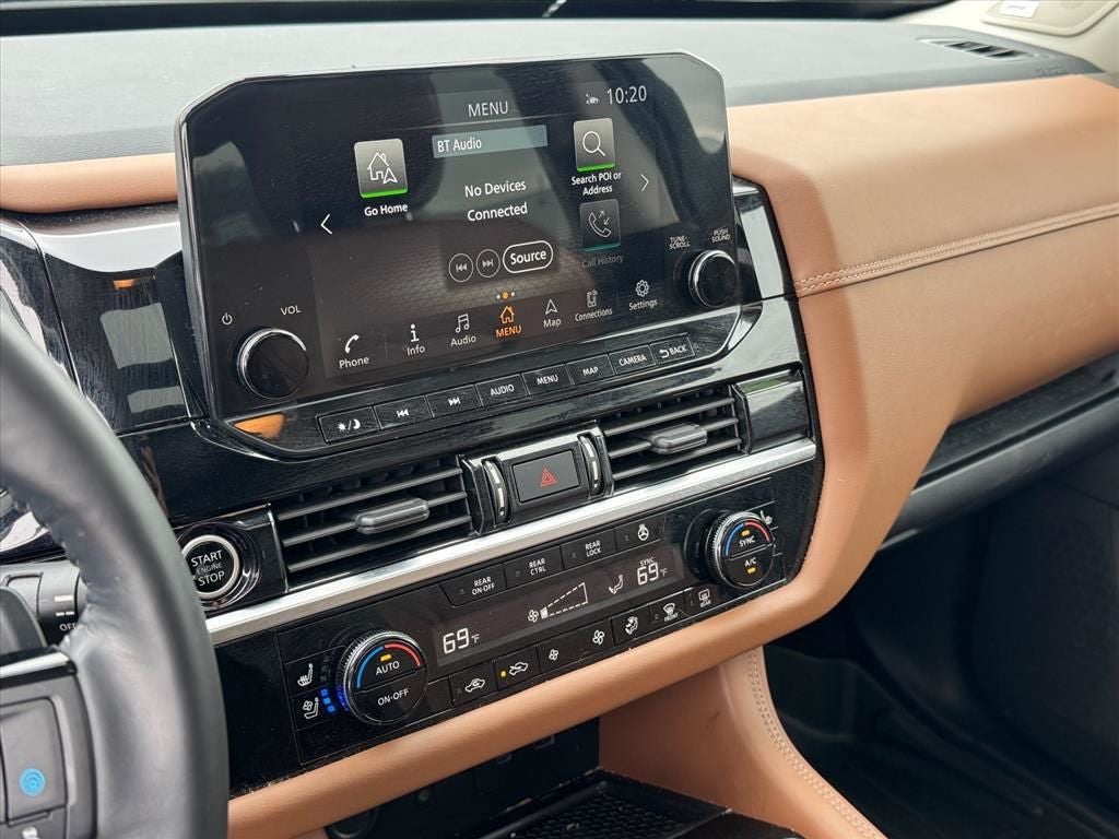 2023 Nissan Pathfinder Platinum