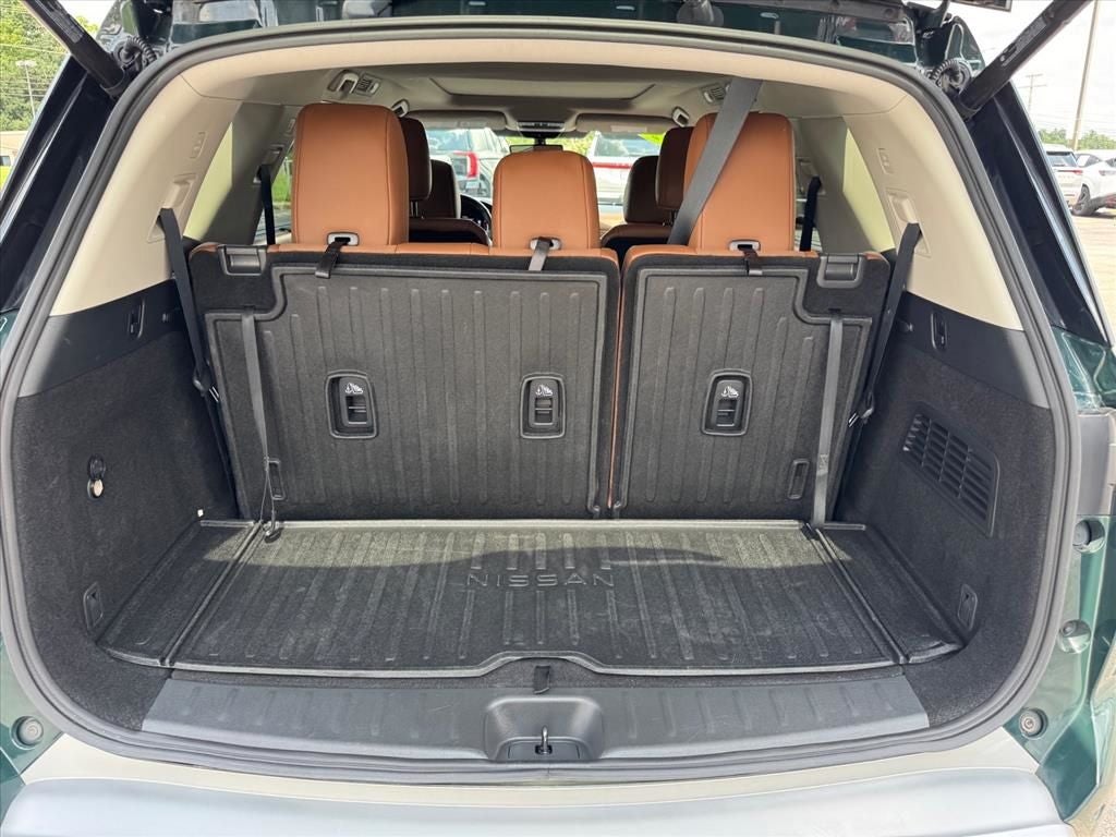 2024 Nissan Pathfinder Platinum