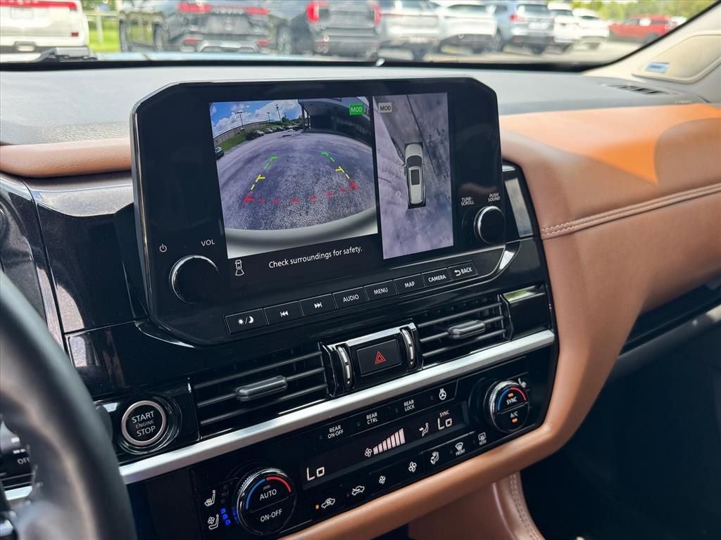 2024 Nissan Pathfinder Platinum