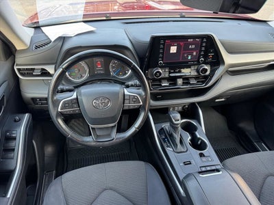 2022 Toyota Highlander Hybrid LE