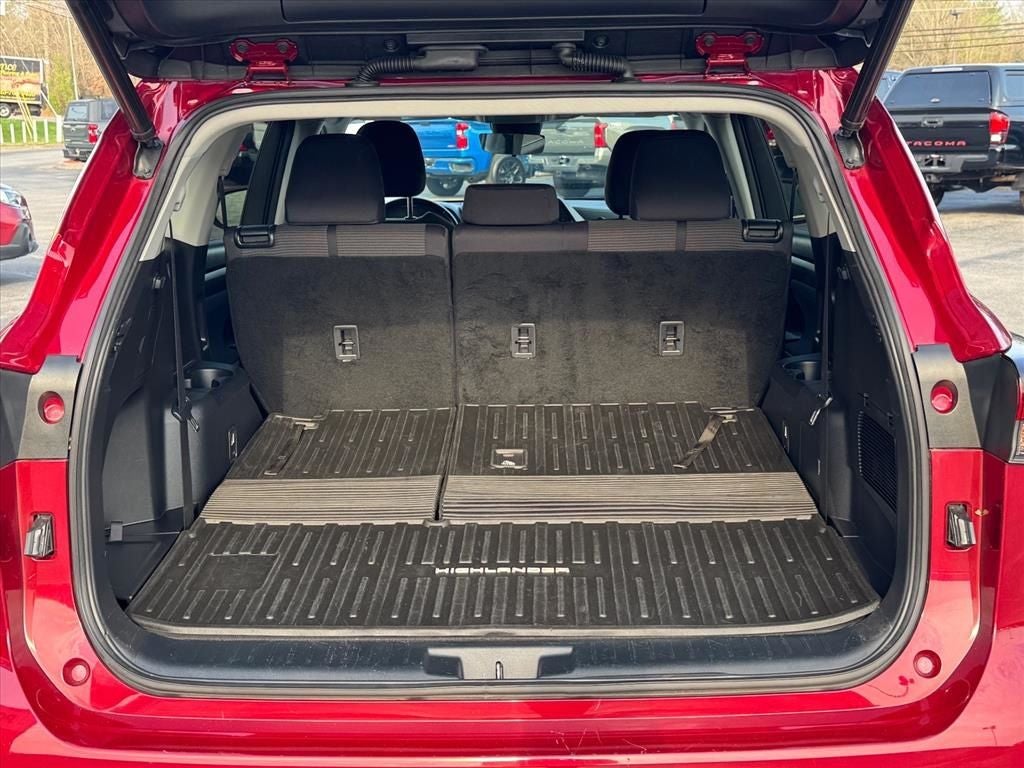 2022 Toyota Highlander Hybrid LE