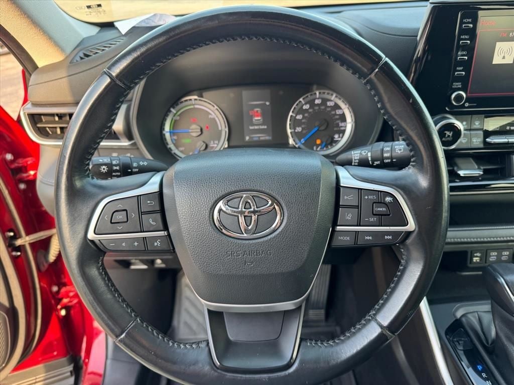 2022 Toyota Highlander Hybrid LE