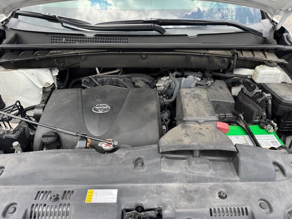 2019 Toyota Highlander Limited Platinum
