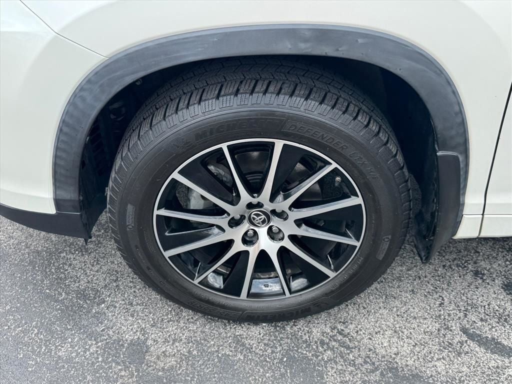 2019 Toyota Highlander Limited Platinum