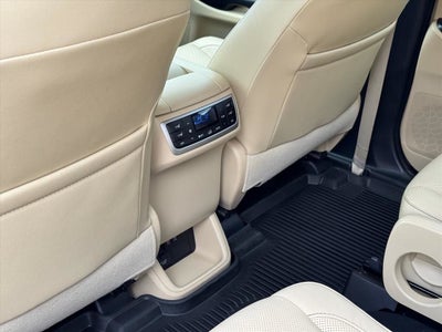 2019 Toyota Highlander Limited Platinum