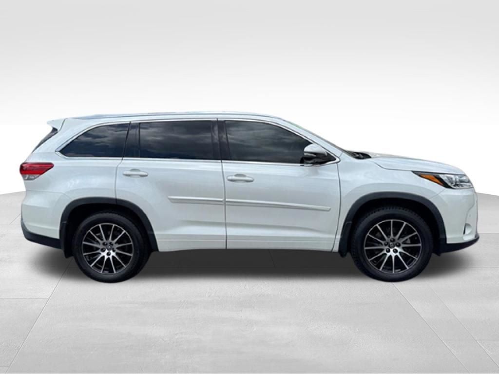 2019 Toyota Highlander Limited Platinum