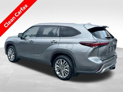 2026 Toyota Highlander Hybrid Platinum