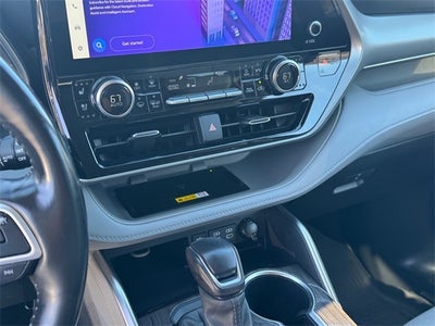 2024 Toyota Highlander Hybrid Platinum