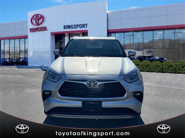 2024 Toyota Highlander Hybrid Platinum