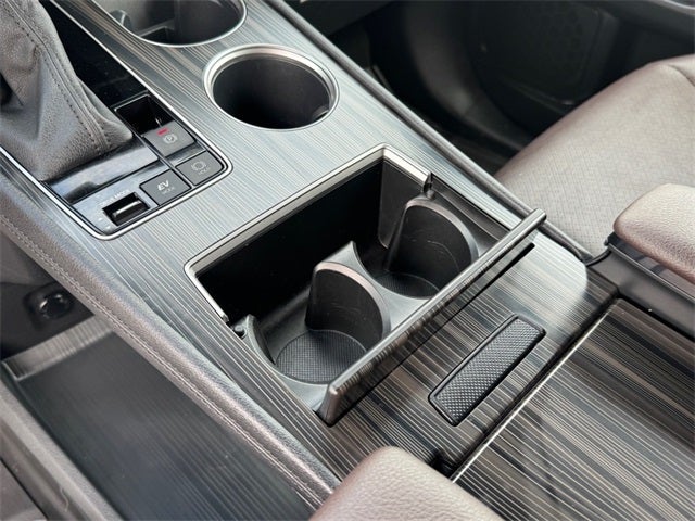 2023 Toyota Sienna Platinum 7 Passenger