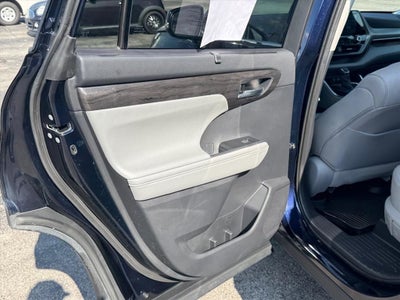 2020 Toyota Highlander Platinum