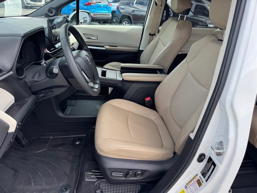 2024 Toyota Sienna XLE 7 Passenger