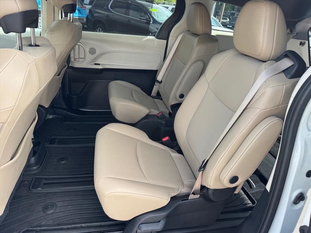 2024 Toyota Sienna XLE 7 Passenger