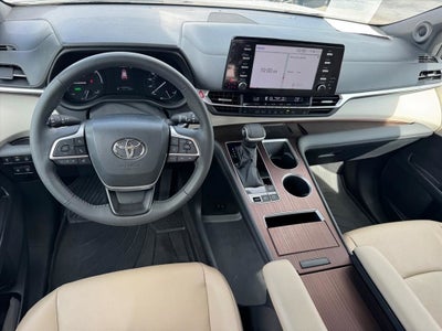2024 Toyota Sienna XLE 7 Passenger