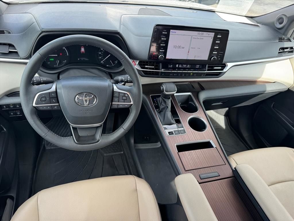 2024 Toyota Sienna XLE 7 Passenger