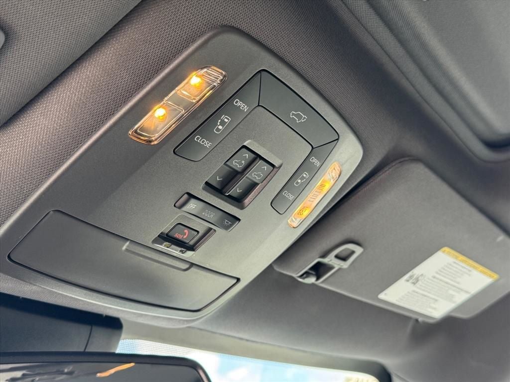 2024 Toyota Sienna XLE 7 Passenger