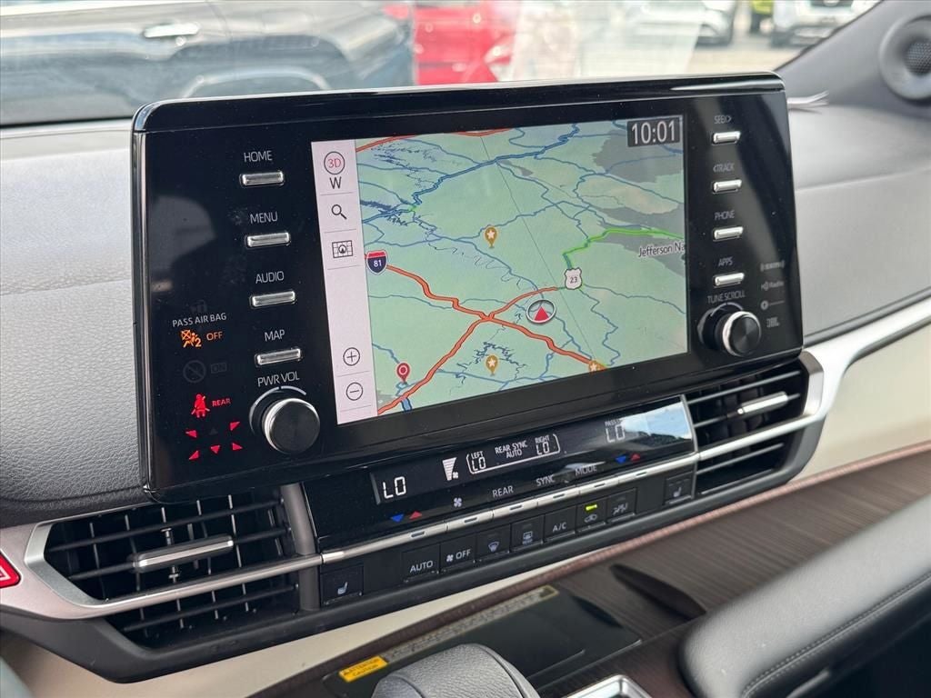 2024 Toyota Sienna XLE 7 Passenger