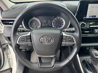 2023 Toyota Highlander Hybrid XLE