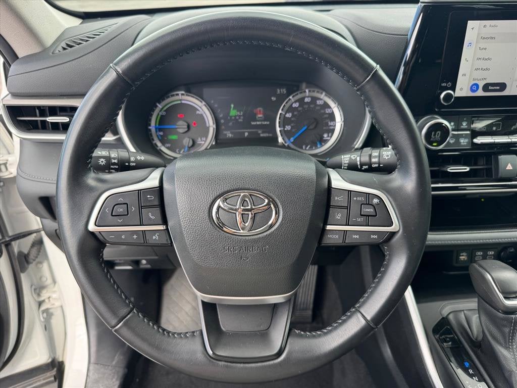 2023 Toyota Highlander Hybrid XLE