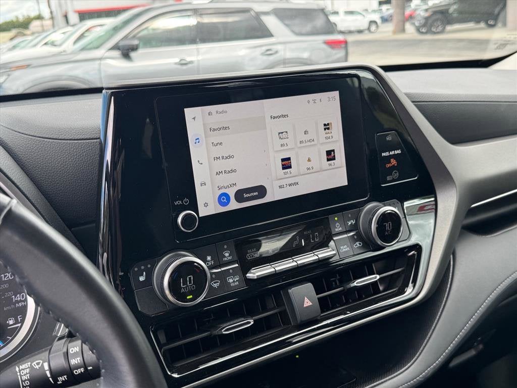 2023 Toyota Highlander Hybrid XLE