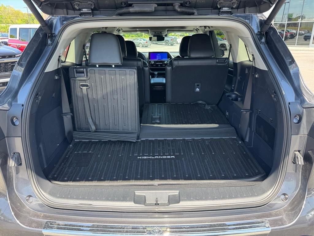2024 Toyota Highlander Platinum
