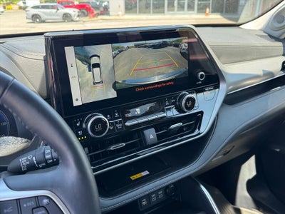 2024 Toyota Highlander Platinum