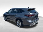 2024 Toyota Highlander Platinum