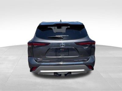 2024 Toyota Highlander Platinum