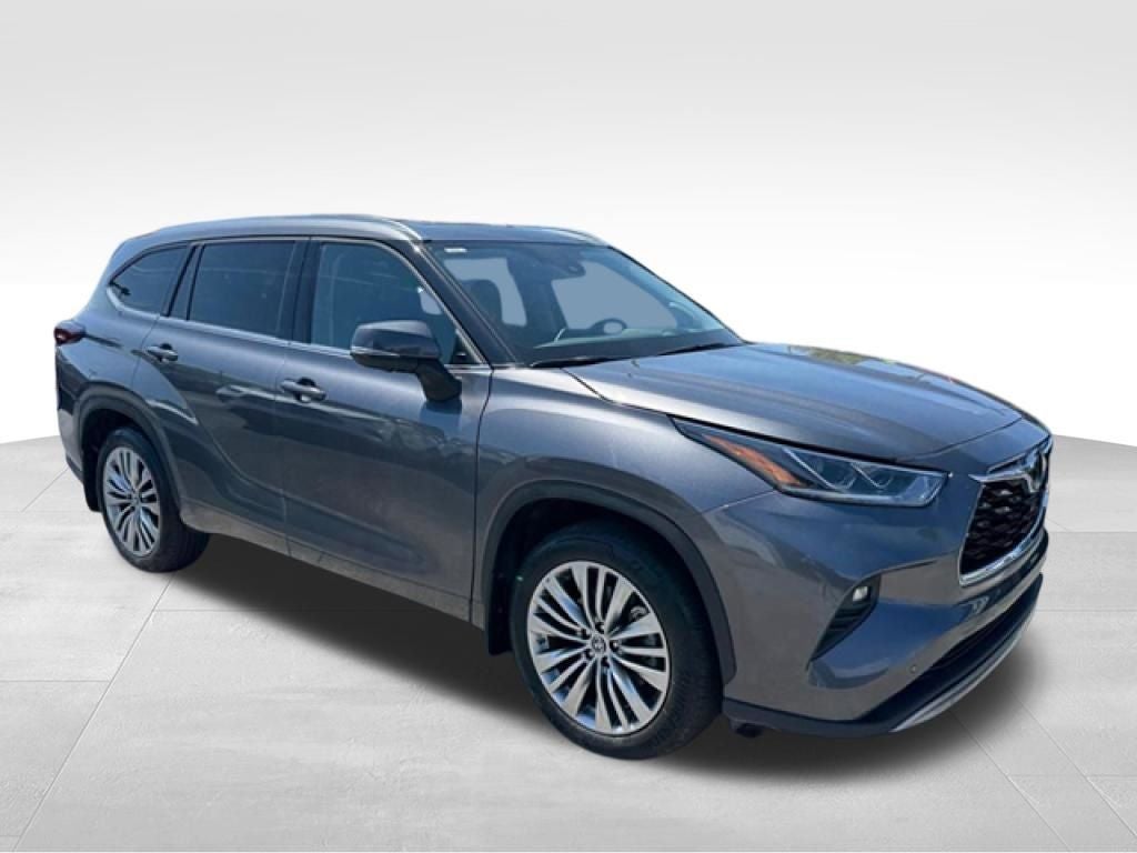 2024 Toyota Highlander Platinum